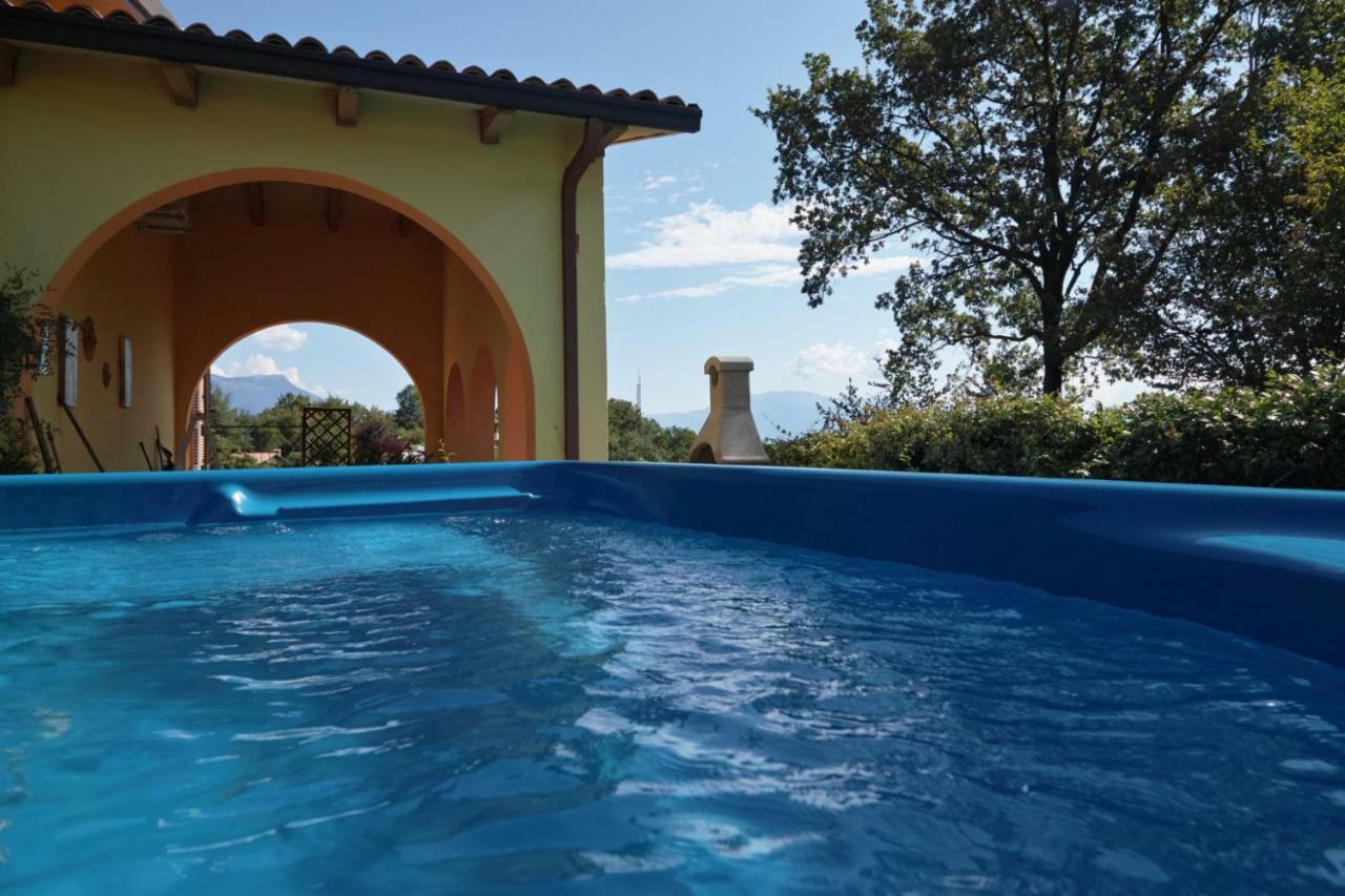 Villa Ambra Soiano Del Lago Bagian luar foto